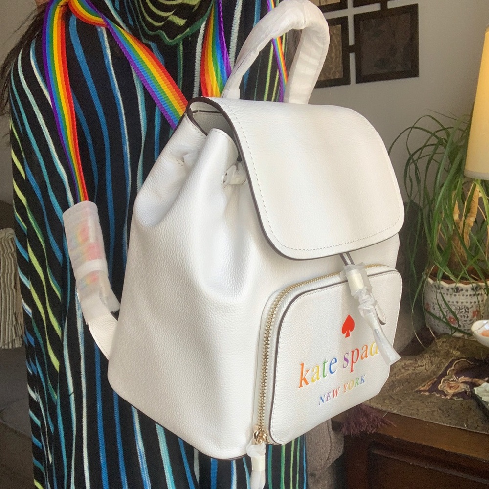 Authentic KATE SPADE Leather Flap drawstring rainbowπmedium backpack - Picture 2 of 15